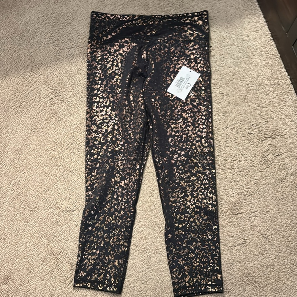 NWT Zyia Light n Tight 7/8 high rise black with rose gold   Flakes